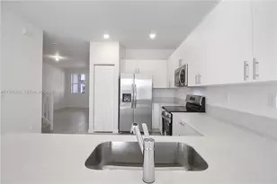 2747 SE 25th Ave, Homestead, FL 33035 - Photo 10