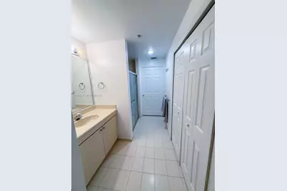 6630 NW 114th Ave #1502, Doral, FL 33178 - Photo 20