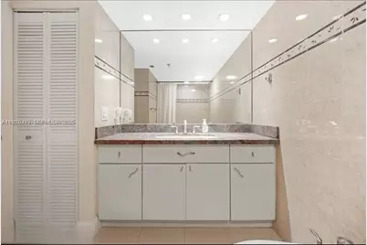 2400 SW 3rd Ave #802, Miami, FL 33129 - Photo 8