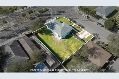 2158 NW 69th St, Miami, FL 33147 - Photo 32