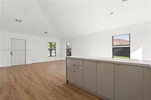 2158 NW 69th St, Miami, FL 33147 - Photo 14