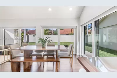 2865 Gettysburg Ln, West Palm Beach, FL 33409 - Photo 12