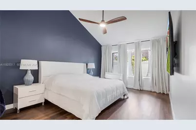 2865 Gettysburg Ln, West Palm Beach, FL 33409 - Photo 4