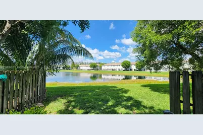 2940 SE 15th Ter #2940, Homestead, FL 33035 - Photo 4