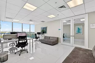 601 NE 36th St, Miami, FL 33137 - Photo 62