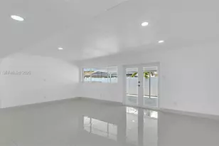 11421 SW 84th St, Miami, FL 33173 - Photo 6