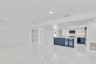 11421 SW 84th St, Miami, FL 33173 - Photo 8