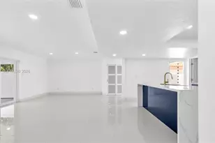 11421 SW 84th St, Miami, FL 33173 - Photo 16