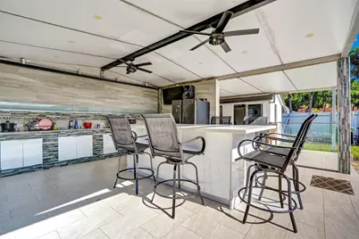 631 E 53rd St, Hialeah, FL 33013 - Photo 28