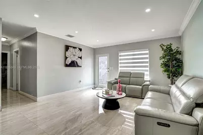 631 E 53rd St, Hialeah, FL 33013 - Photo 2