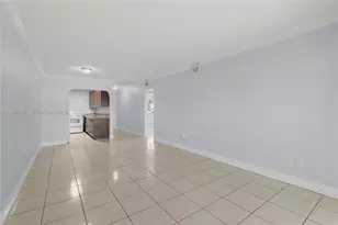 980 NE 170th St, North Miami Beach, FL 33162 - Photo 2