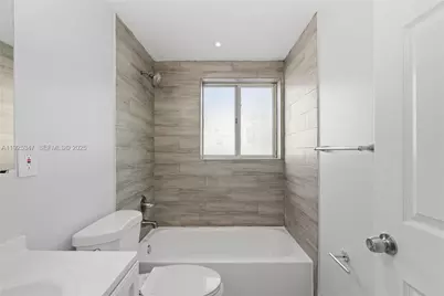 980 NE 170th St #118, North Miami Beach, FL 33162 - Photo 12