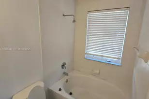 4415 SW 160th Ave, Miramar, FL 33027 - Photo 4