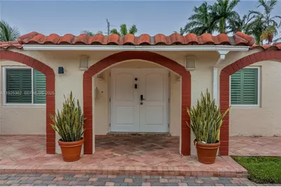 1900 N Victoria Park Rd, Fort Lauderdale, FL 33305 - Photo 48