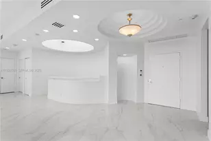 2000 Island Blvd, Aventura, FL 33160 - Photo 2