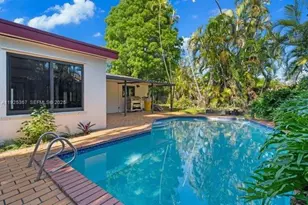 9155 SW 179th St, Palmetto Bay, FL 33157 - Photo 6