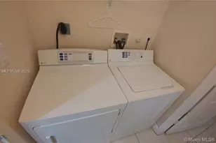 6512 Hidden Cove Dr, Davie, FL 33314 - Photo 12