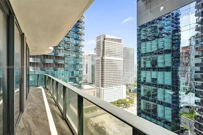 801 S Miami Ave #2405, Miami, FL 33130 - Photo 8