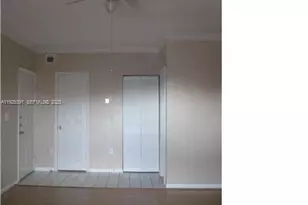 11631 SW 2nd St, Pembroke Pines, FL 33025 - Photo 4
