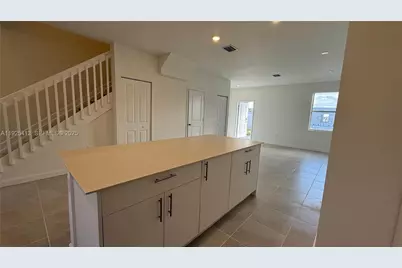 1096 SE 2nd Ter #1096, Miami, FL 33034 - Photo 14