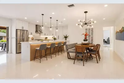 20450 SW 198th Ave, Miami, FL 33187 - Photo 4