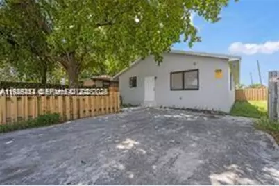 303 NW 7th St #1-2, Hallandale Beach, FL 33009 - Photo 1