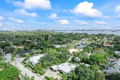 8825 NE 10th Ave, Miami, FL 33138 - Photo 40