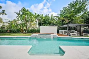 8825 NE 10th Ave, Miami, FL 33138 - Photo 8