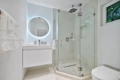 8825 NE 10th Ave, Miami, FL 33138 - Photo 30