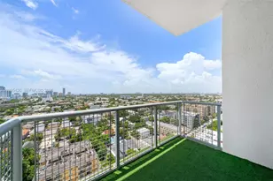 10 SW South River Dr, Miami, FL 33130 - Photo 18