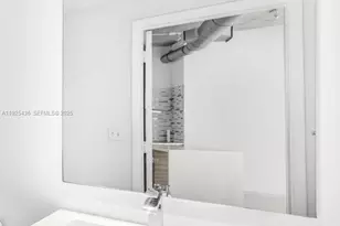 10 SW South River Dr, Miami, FL 33130 - Photo 14