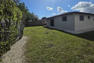 18815 SW 113 Ct SW 113th Ct, Miami, FL 33157 - Photo 16