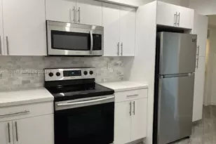 3090 N Course Dr, Pompano Beach, FL 33069 - Photo 10