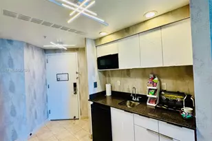 18001 Collins Ave, Sunny Isles Beach, FL 33160 - Photo 16