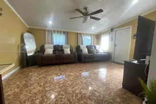 800 N 70th Ave, Hollywood, FL 33024 - Photo 6