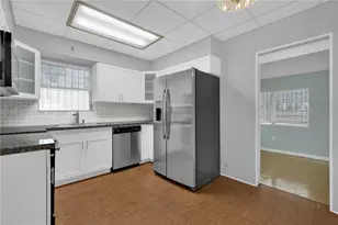 411 NW 53rd Ave, Miami, FL 33126 - Photo 18
