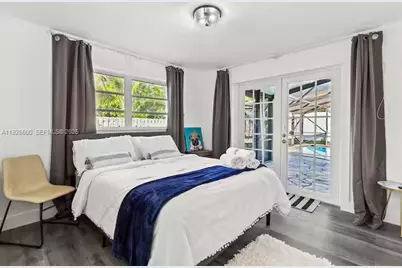 909 NE 7th St, Pompano Beach, FL 33060 - Photo 4