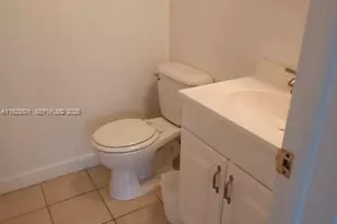 3061 NE 49th St, Fort Lauderdale, FL 33308 - Photo 14