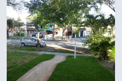 1734 NE 142nd St, North Miami, FL 33181 - Photo 24