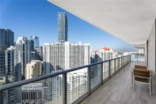 1300 Brickell Bay Dr, Miami, FL 33131 - Photo 1
