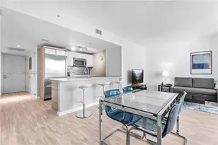 1300 Brickell Bay Dr, Miami, FL 33131 - Photo 6