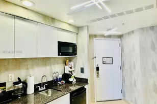 18001 Collins Ave, Sunny Isles Beach, FL 33160 - Photo 18