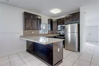 13941 SW 13th St, Miami, FL 33184 - Photo 10