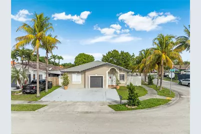 13941 SW 13th St, Miami, FL 33184 - Photo 4