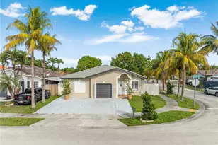 13941 SW 13th St, Miami, FL 33184 - Photo 4
