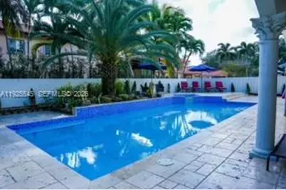 8204 NW 165 St Th, Miami Lakes, FL 33016 - Photo 32