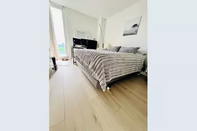 100 Bayview Dr #724, Sunny Isles Beach, FL 33160 - Photo 14