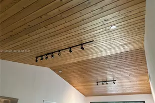 55 Ocean Ln Dr, Key Biscayne, FL 33149 - Photo 32