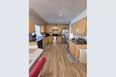 1327 NW 87th Ter, Coral Springs, FL 33071 - Photo 16