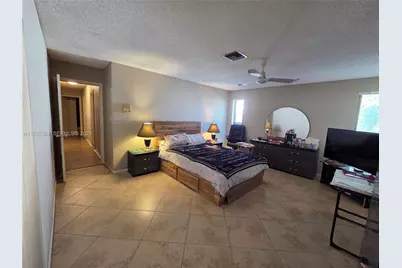 1327 NW 87th Ter, Coral Springs, FL 33071 - Photo 28